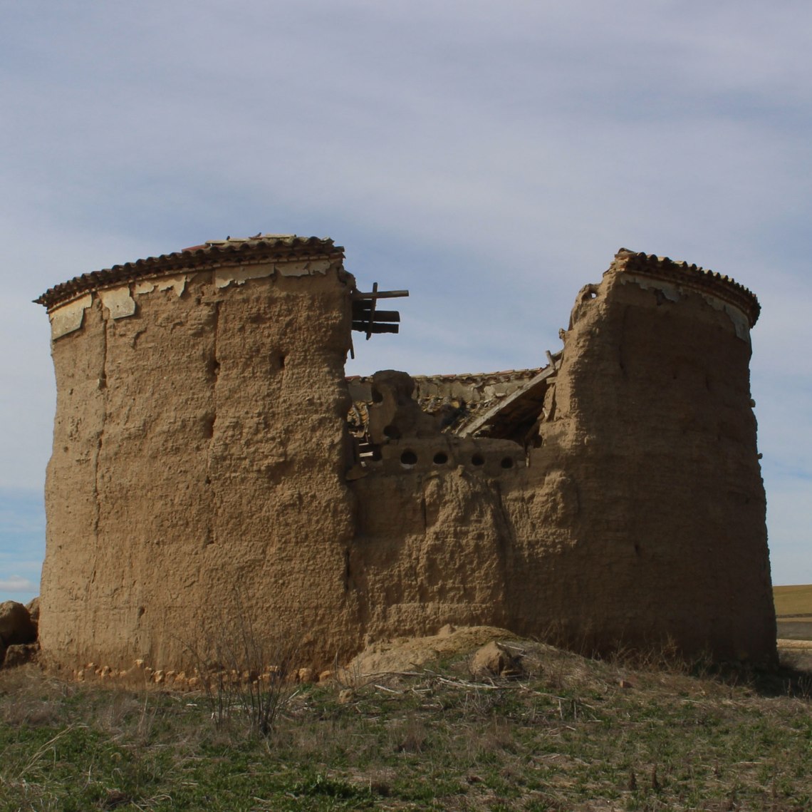 Palomar de adobe